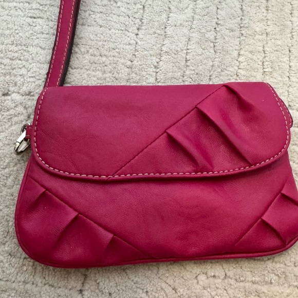 New York & Company clutch, wallet - Picture 1 of 7